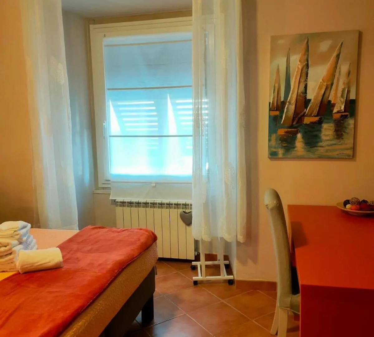 Casa Vicolanza Apartment Genoa
